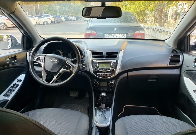 Hyundai Accent 2012, 213,500 km - 1.6 l - Bakı