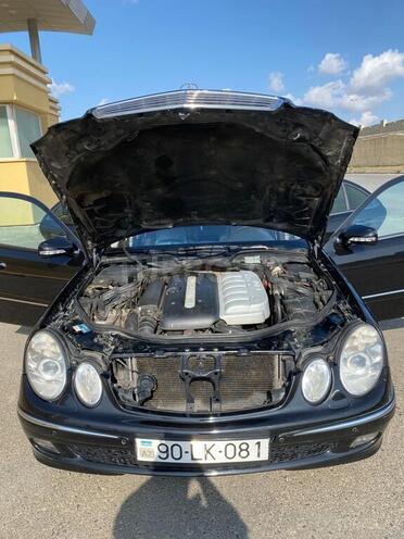 Mercedes E 320 2002, 292,000 km - 3.2 l - Bakı