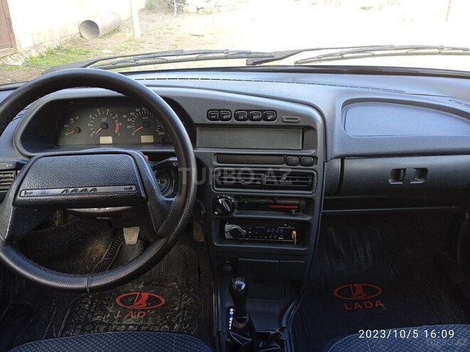 LADA (VAZ) 2115 2006, 298,815 km - 1.6 l - Quba