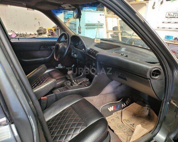 BMW 528 1988, 425,000 km - 2.8 l - Bakı