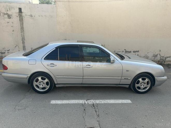 Mercedes E 240 1999, 352,985 km - 2.4 л - Bakı