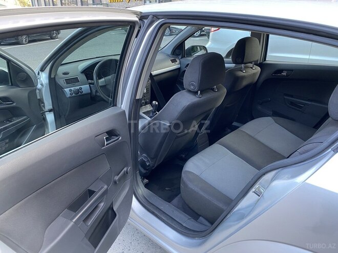 Opel Astra 2005, 212,000 km - 1.4 l - Bakı