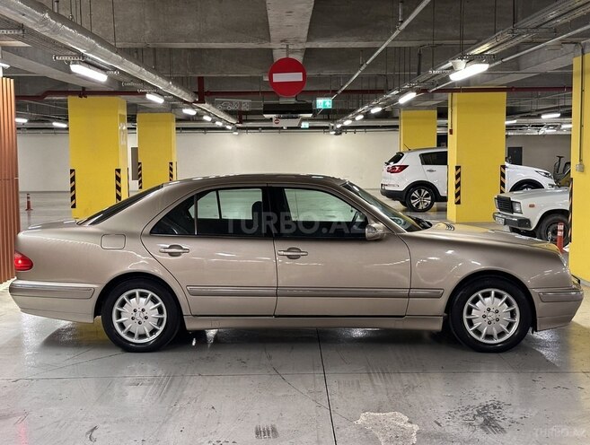 Mercedes E 200 1999, 325,000 km - 2.0 л - Gəncə