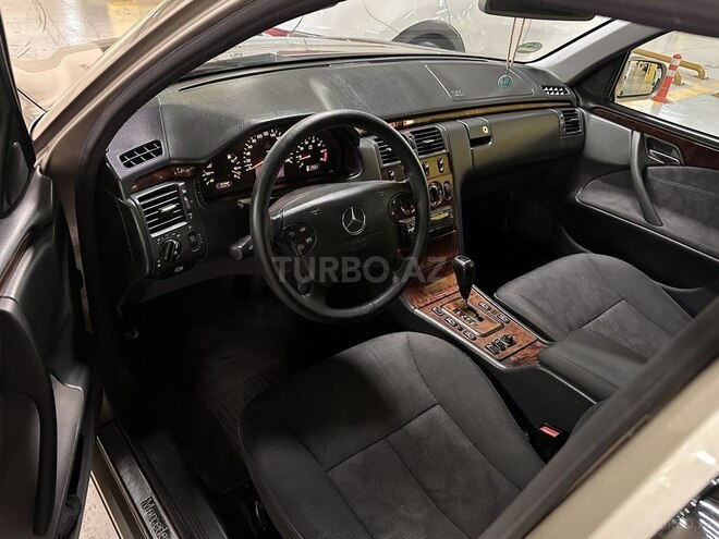 Mercedes E 200 1999, 325,000 km - 2.0 л - Gəncə