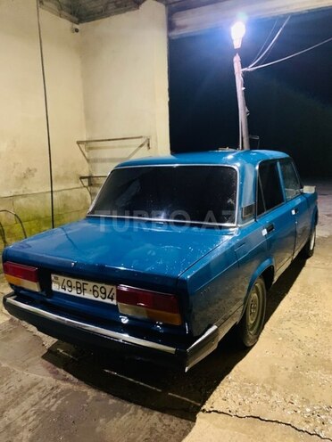 LADA (VAZ) 2107 2003, 10,000 km - 1.6 л - Şabran