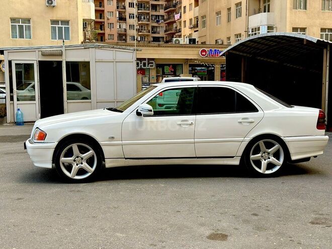 Mercedes C 220 1996, 226,000 km - 2.2 l - Bakı