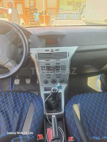 Opel Astra 2009, 196,000 km - 1.4 l - Bakı