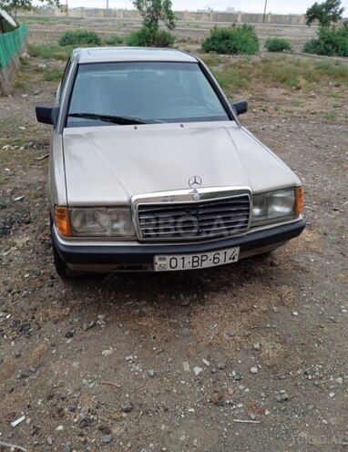 Mercedes 190 1989, 120,000 km - 2.0 l - Sumqayıt