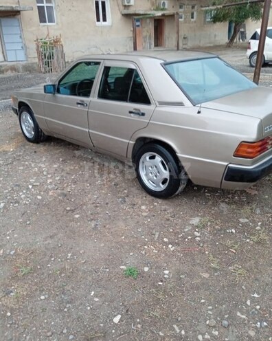 Mercedes 190 1989, 120,000 km - 2.0 l - Sumqayıt