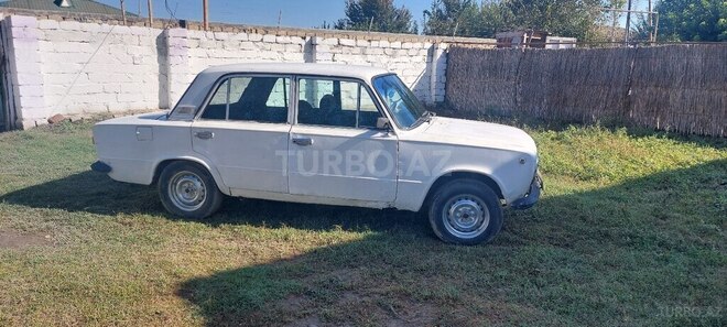 LADA (VAZ) 21011 1976, 32,500 km - 1.3 l - Şirvan
