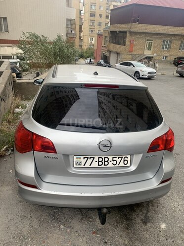 Opel Astra 2011, 215,000 km - 1.3 l - Bakı