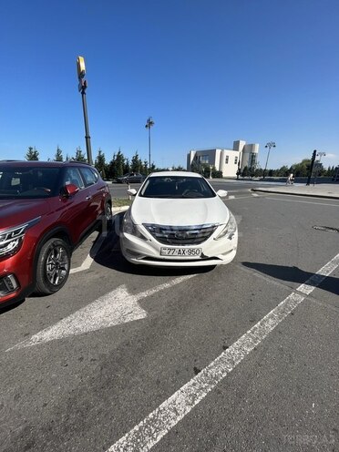 Hyundai Sonata 2011, 370,000 km - 2.0 л - Sumqayıt
