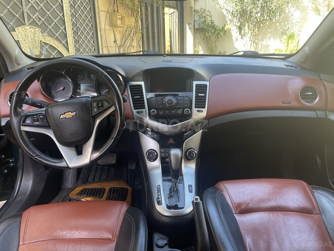 Chevrolet Cruze 2014, 270,100 km - 1.4 л - Bakı