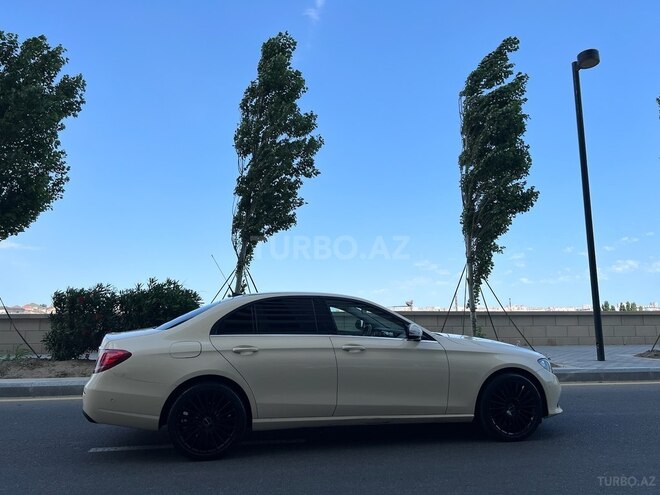 Mercedes E 200 2017, 354,000 km - 2.0 l - Bakı