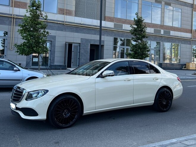 Mercedes E 200 2017, 354,000 km - 2.0 l - Bakı