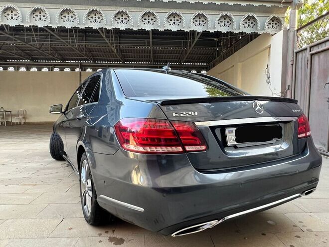 Mercedes E 220 2016, 190,000 km - 2.2 l - Bakı