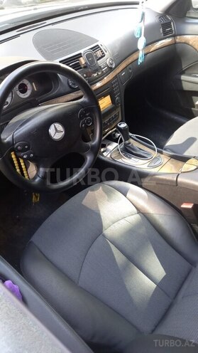 Mercedes E 220 2008, 285,000 km - 2.2 l - Bakı