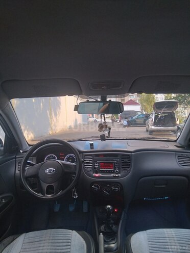 Kia Rio 2009, 221,000 km - 1.4 l - Bakı