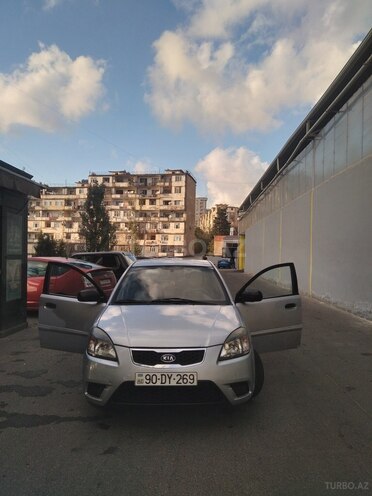 Kia Rio 2009, 221,000 km - 1.4 l - Bakı