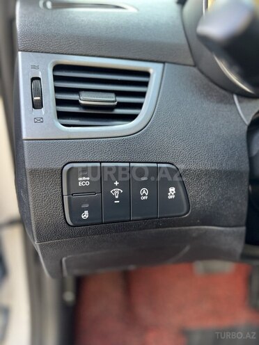 Hyundai Elantra 2014, 195,234 km - 1.6 l - Bakı