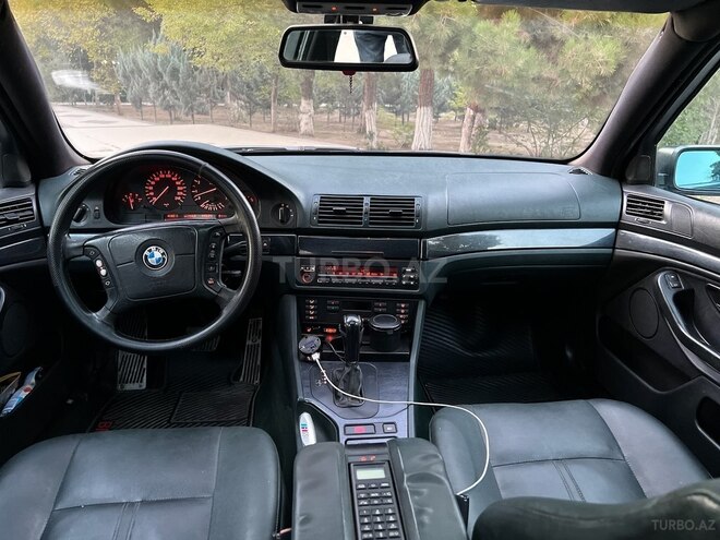 BMW 523 1997, 281,000 km - 2.5 l - Bakı