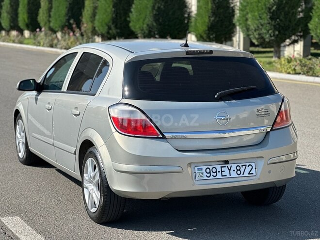 Opel Astra 2006, 250,000 km - 1.3 l - Gəncə