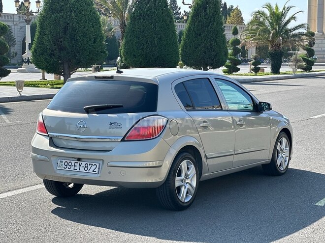 Opel Astra 2006, 250,000 km - 1.3 l - Gəncə