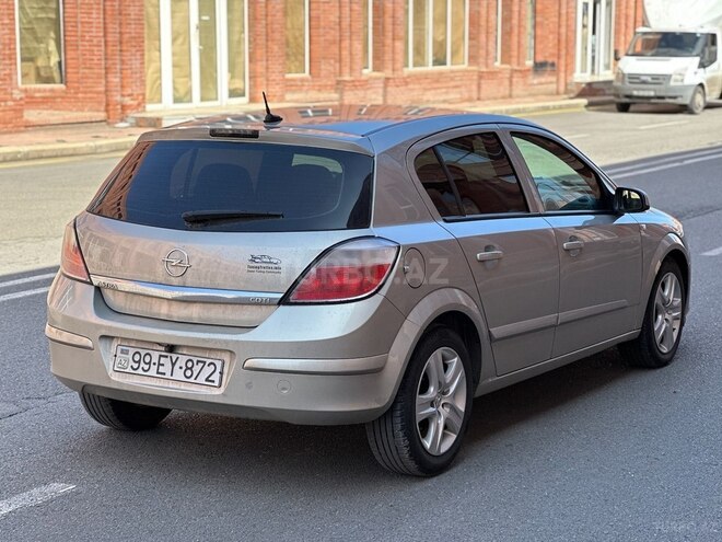 Opel Astra 2006, 250,000 km - 1.3 l - Gəncə