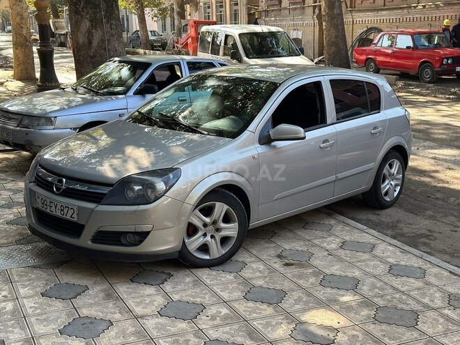 Opel Astra 2006, 250,000 km - 1.3 l - Gəncə
