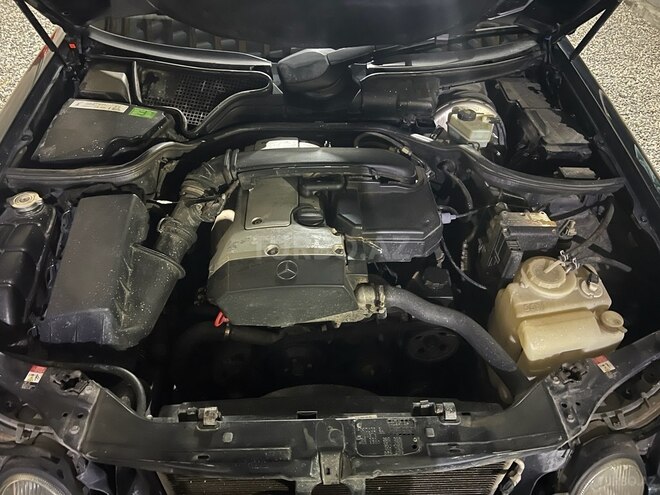 Mercedes E 230 1996, 300,000 km - 2.3 l - Şirvan