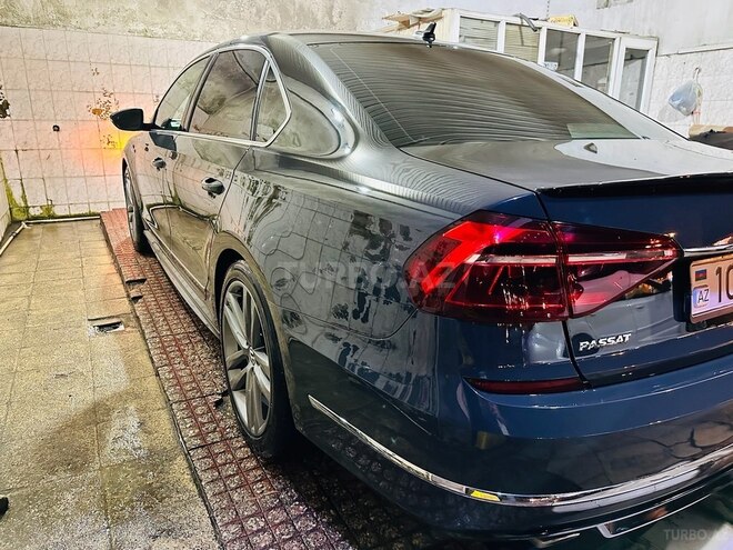 Volkswagen Passat 2018, 94,384 km - 1.8 l - Bakı