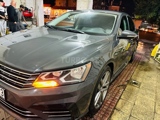 Volkswagen Passat 2018, 94,384 km - 1.8 l - Bakı