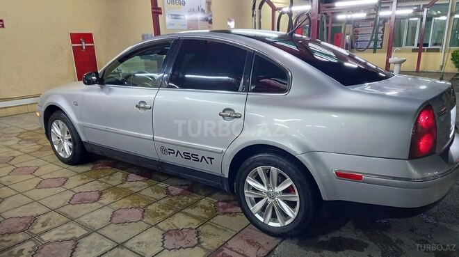 Volkswagen Passat 2002, 271,203 km - 1.8 l - Gəncə