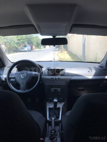 Opel Astra 2006, 100,000 km - 1.4 l - Gəncə