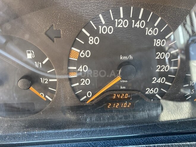 Mercedes C 280 1996, 213,000 km - 2.8 l - Bakı