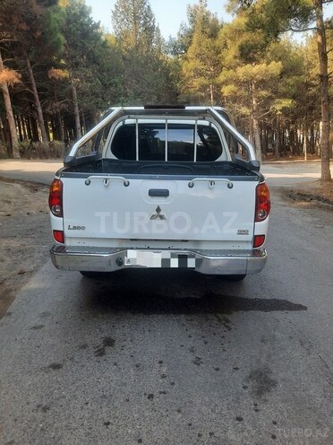 Mitsubishi L200 2015, 163,000 km - 2.5 l - Bakı