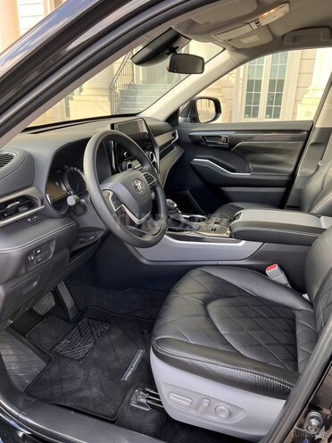 Toyota Highlander 2023, 3,700 km - 2.5 л - Bakı