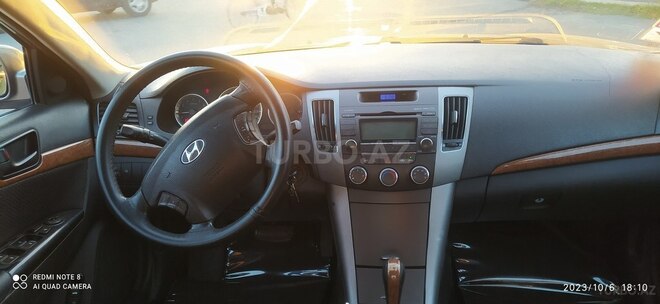 Hyundai Sonata 2009, 273,331 km - 2.4 l - Qax