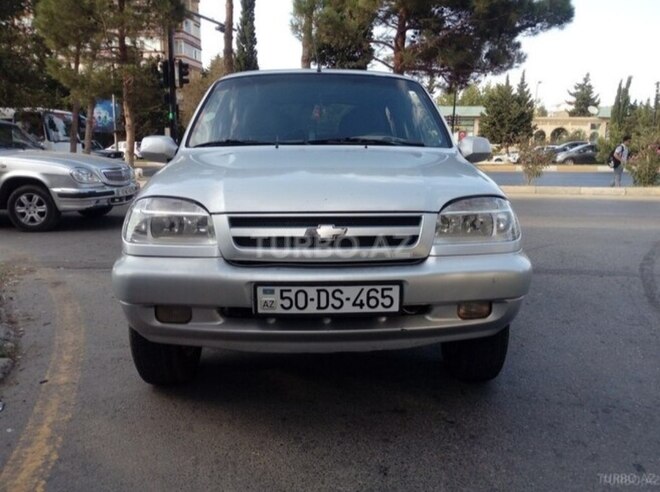 Chevrolet Niva 2005, 226,733 km - 1.7 л - Quba
