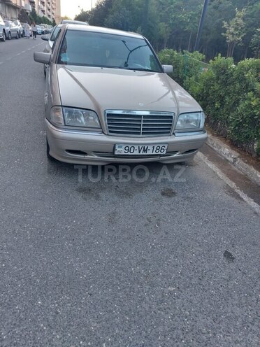 Mercedes C 230 2000, 360,000 km - 2.3 л - Bakı
