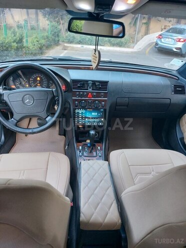 Mercedes C 230 2000, 360,000 km - 2.3 л - Bakı