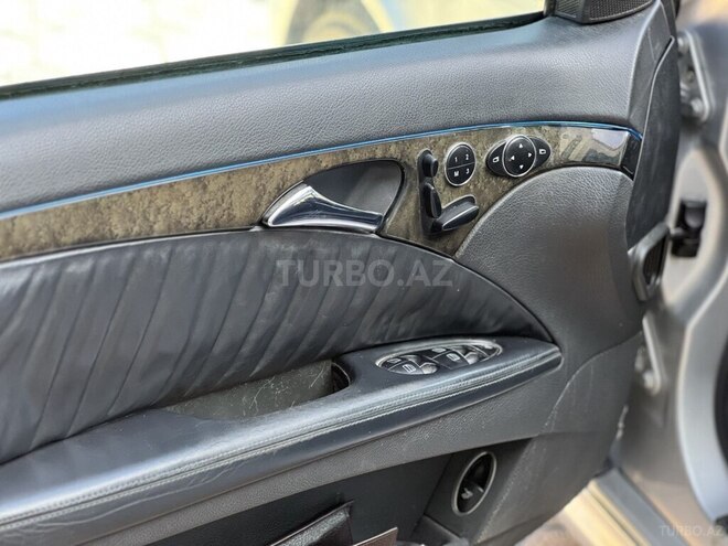 Mercedes E 320 2003, 308,000 km - 3.2 л - Gəncə