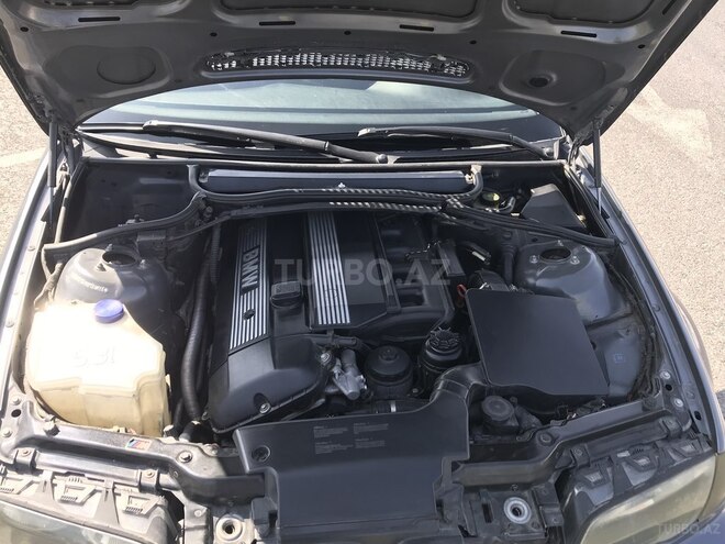 BMW 320 2001, 30,500 km - 2.2 l - Bakı
