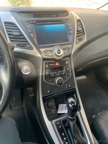 Hyundai Elantra 2014, 88,000 km - 1.8 л - Bakı