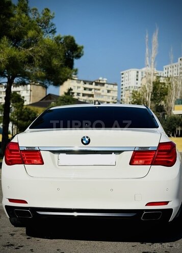 BMW 750 2009, 232,000 km - 4.4 l - Bakı