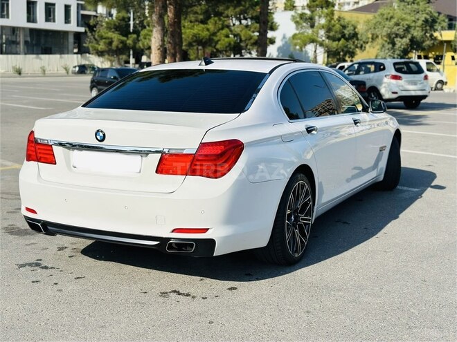 BMW 750 2009, 232,000 km - 4.4 l - Bakı