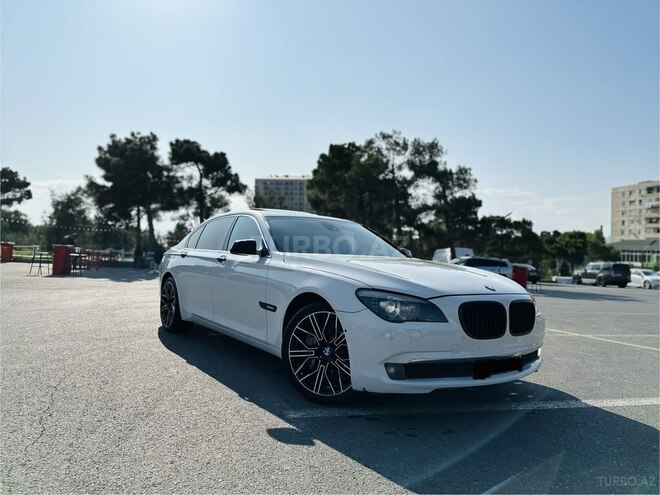 BMW 750 2009, 232,000 km - 4.4 l - Bakı
