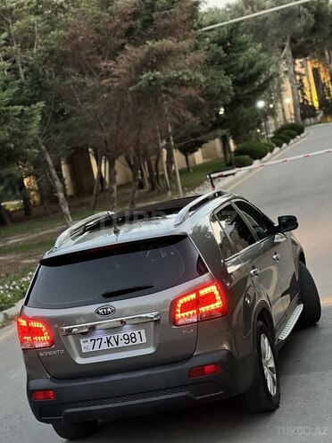 Kia Sorento 2011, 228,327 km - 2.0 l - Bakı