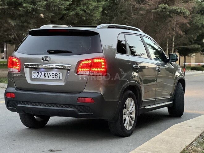 Kia Sorento 2011, 228,327 km - 2.0 l - Bakı