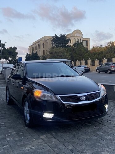 Kia Ceed 2009, 297,808 km - 1.6 л - Bakı